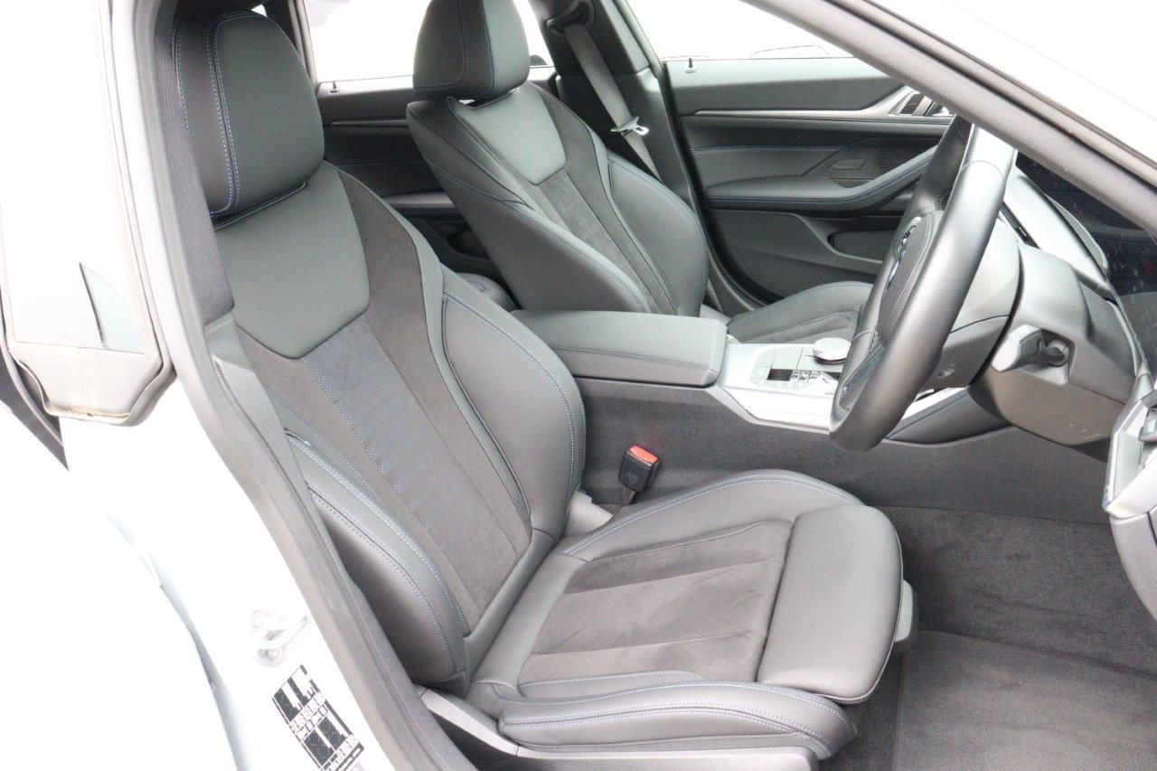 G26 i4 eDrive35 RHD