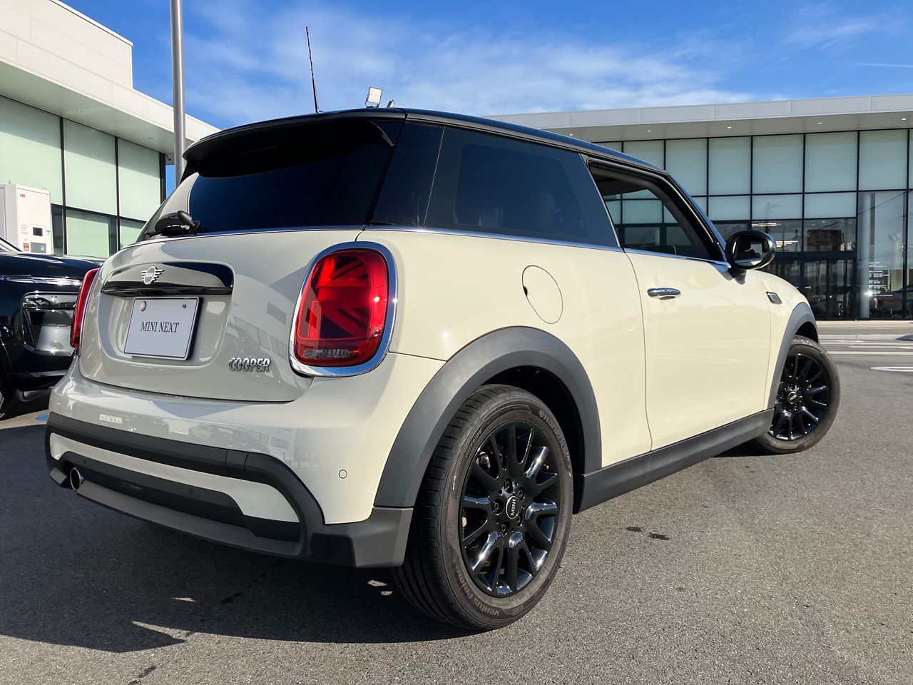 MINI Cooper F56 RHD