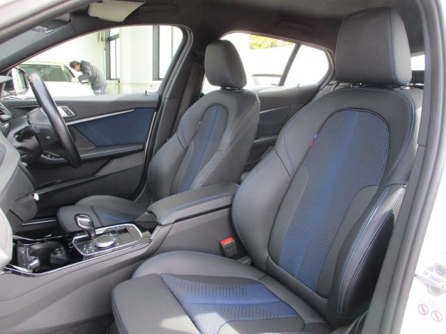 F40 118d Sports Hatch 5-door B47 2.0d