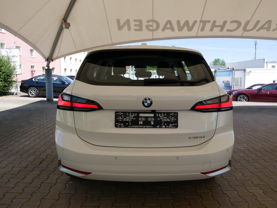 BMW 218