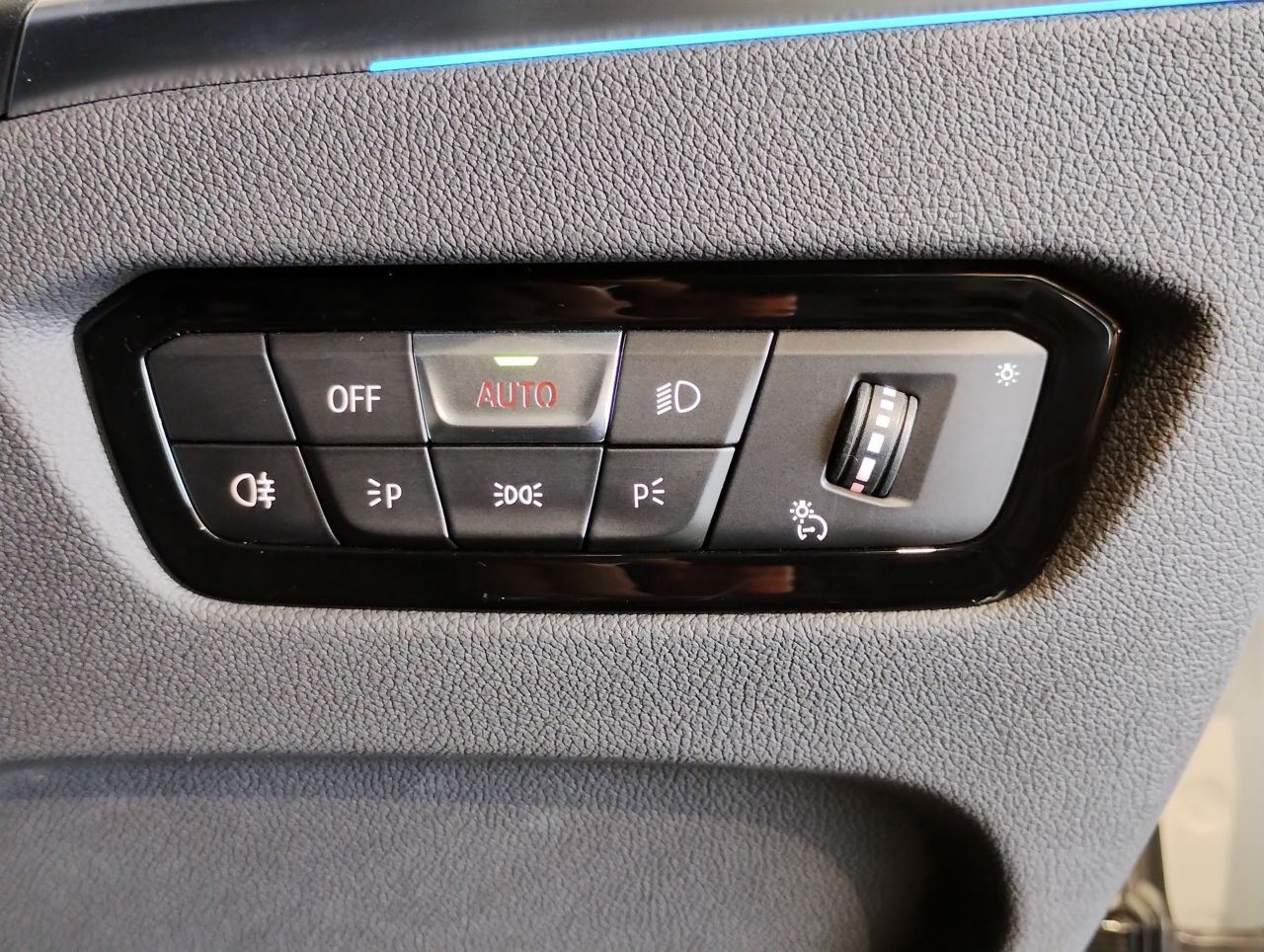 G20 320i Saloon LCI RHD MX