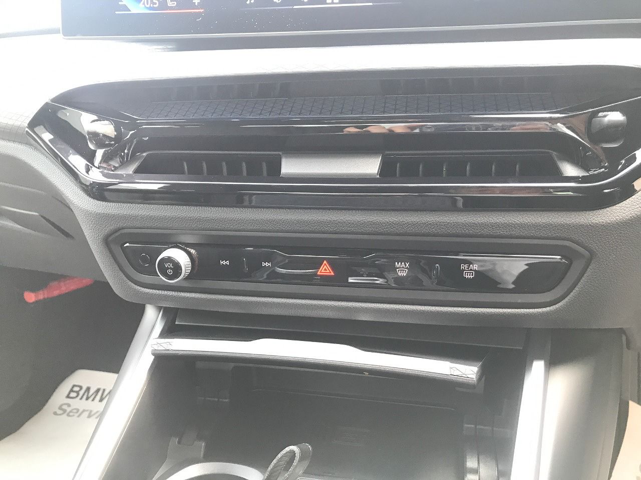320d xDrive Berline RHD