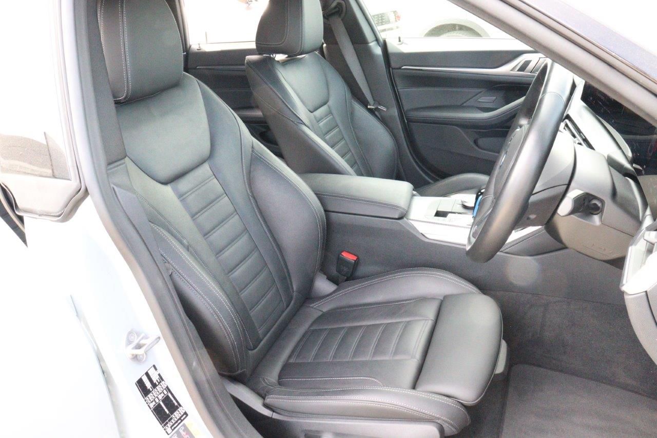 G26 i4 eDrive40 RHD