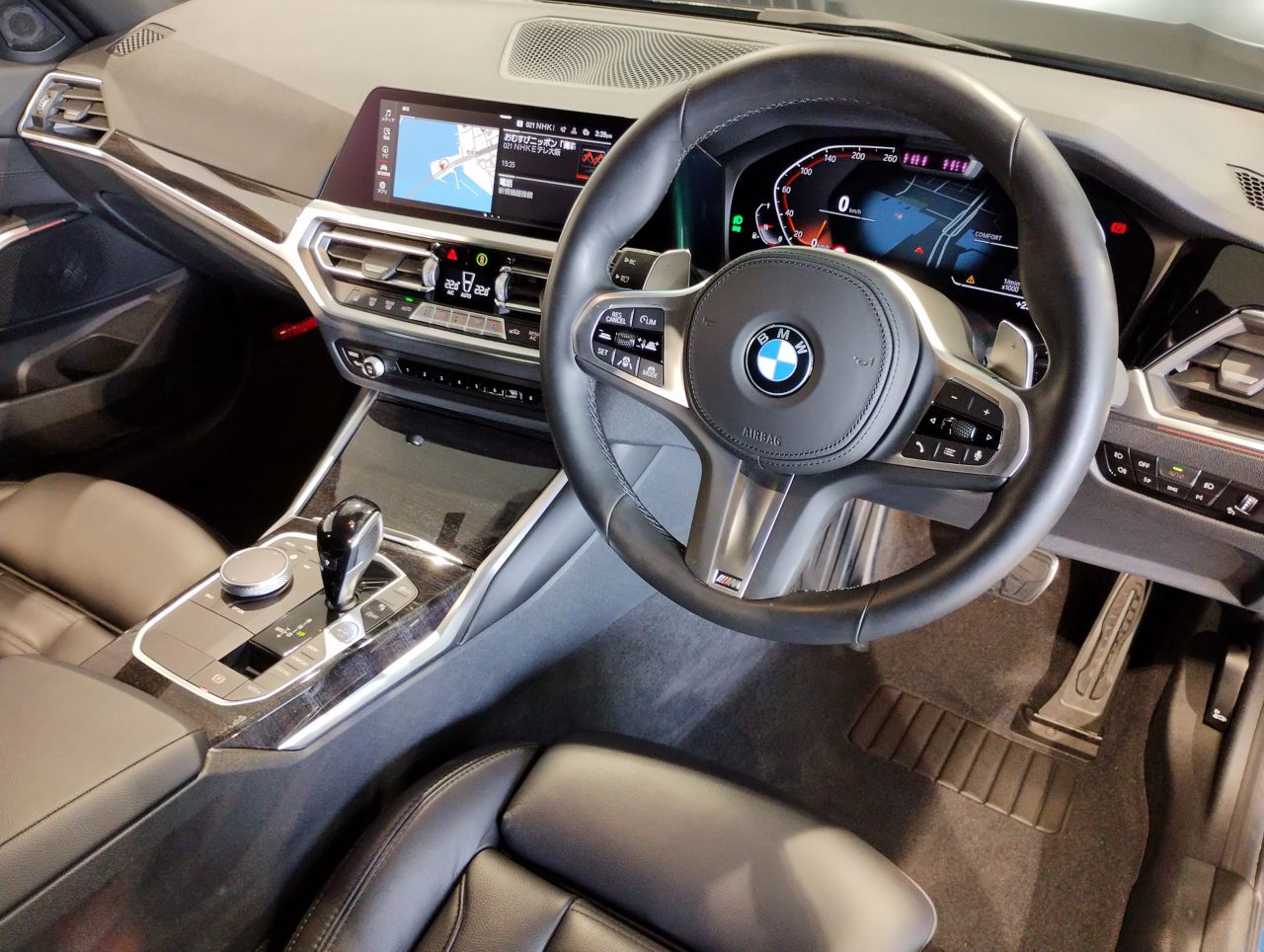 G21 320i RHD