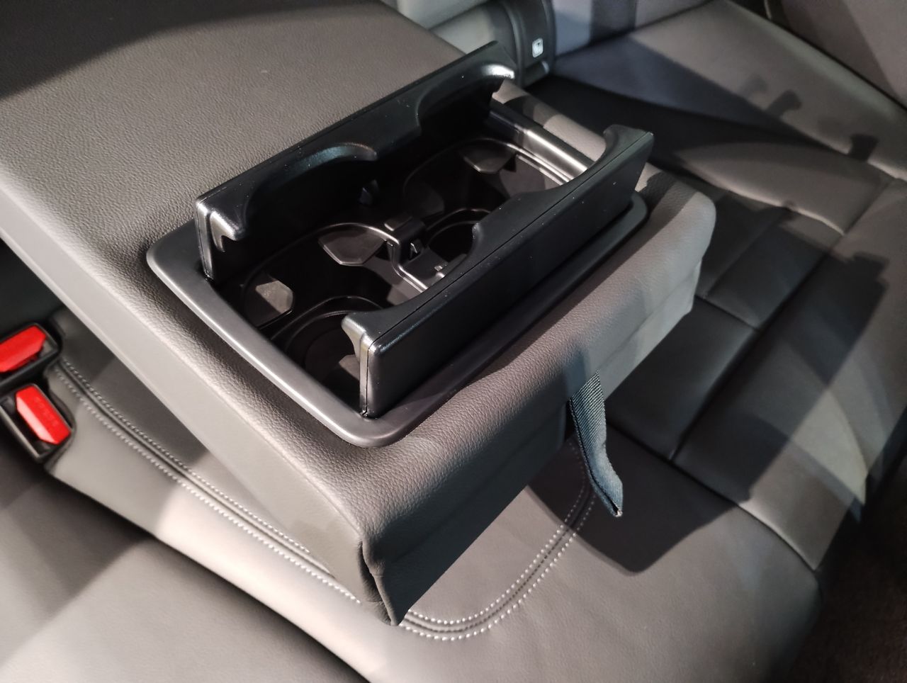 G20 320i Saloon RHD MX