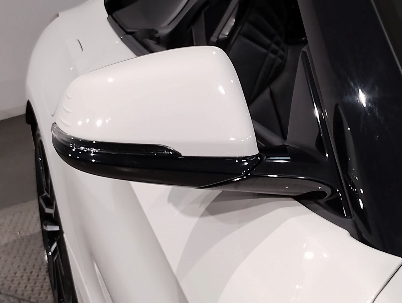 G29 z4 sDrive20i RHD