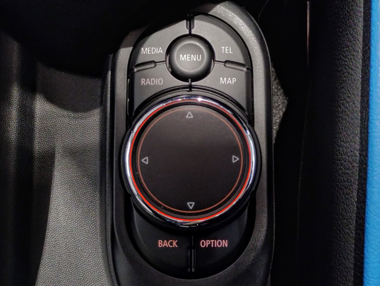 F55 COOPER S D(AT)