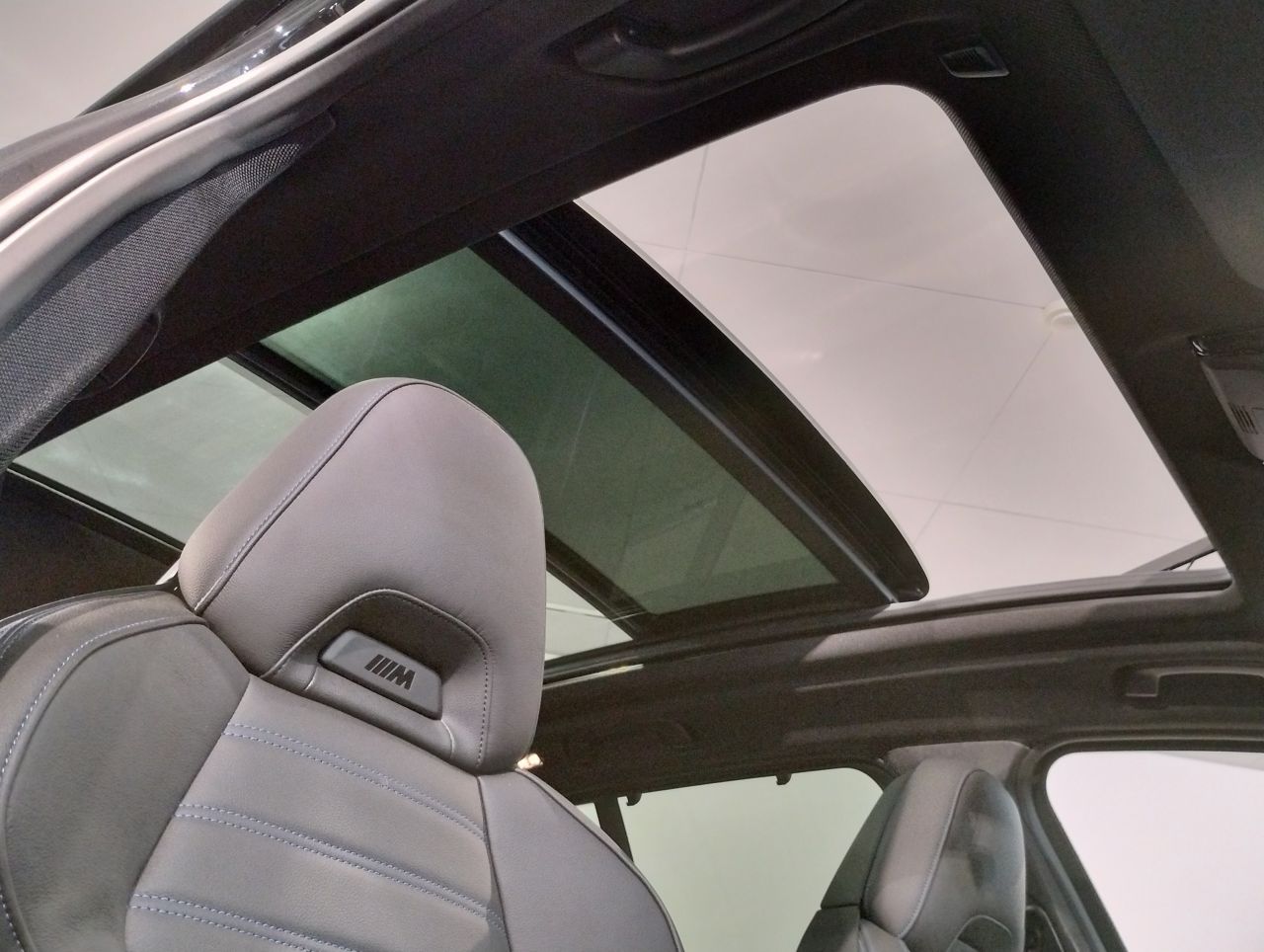 G01 X3 M40i RHD LCI ZA