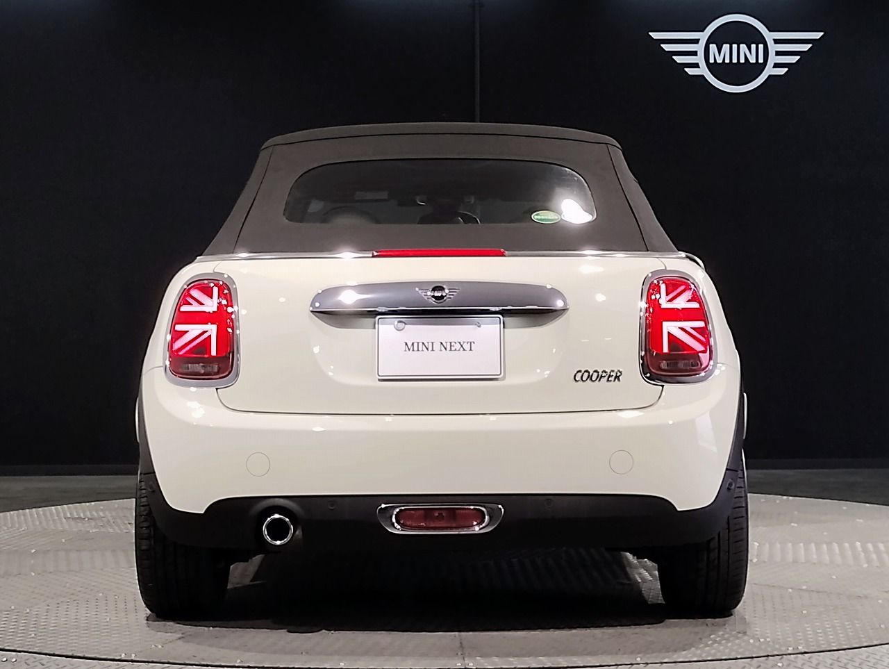 F57 MINI Cooper Convertible LCI