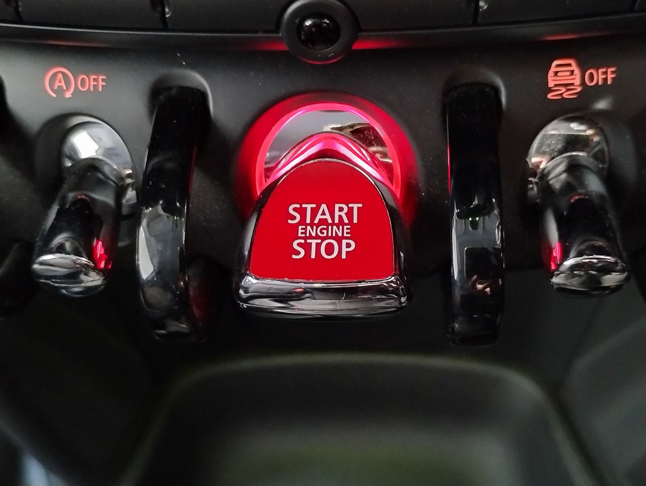 F56 MINI Cooper 3-Door Hatch LCI