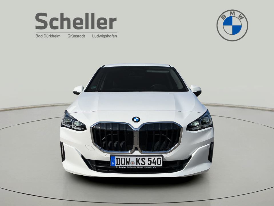 BMW 218