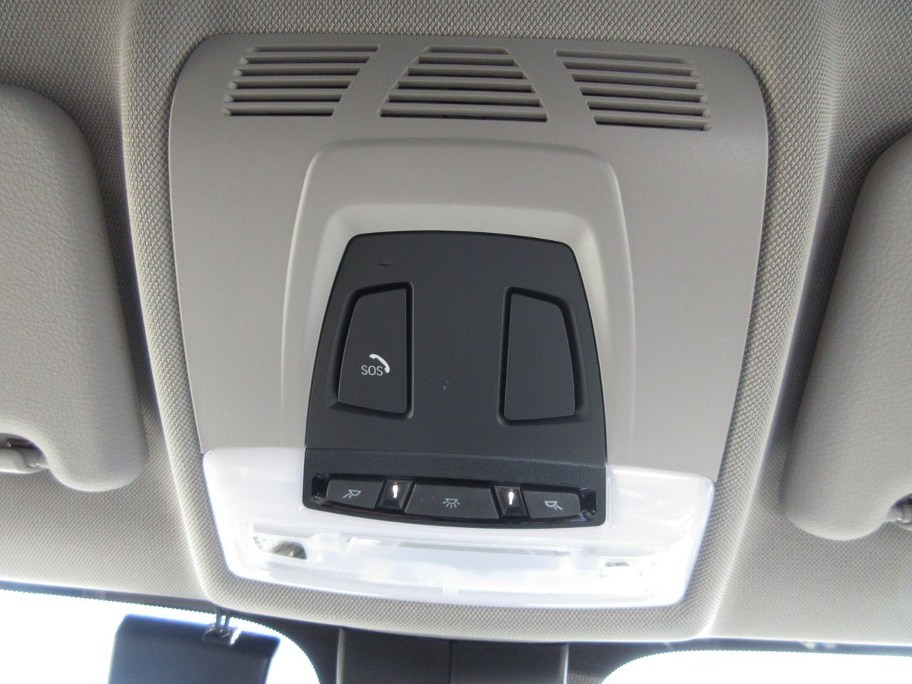 X1 sDrive18i RHD