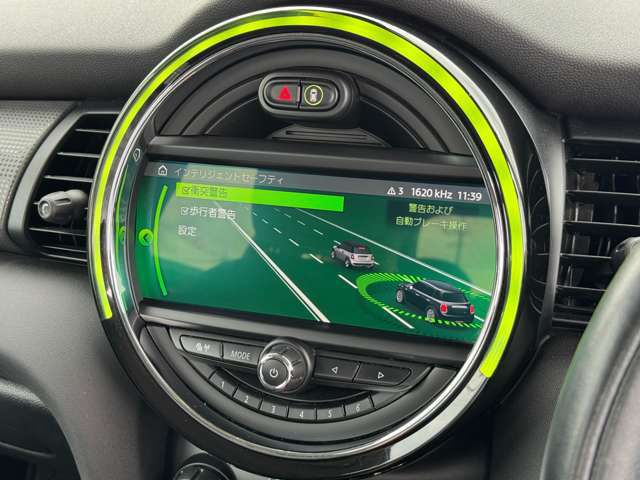 F55 COOPER D (AT)