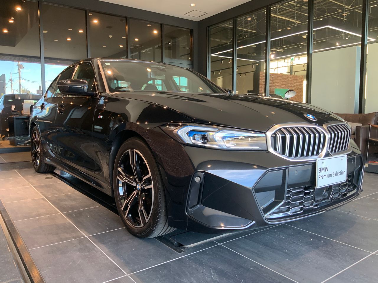 320d xDrive Berline RHD