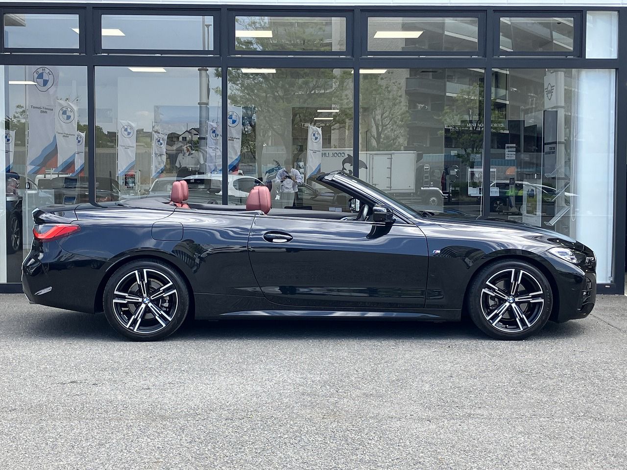 G23 420i Convertible RHD