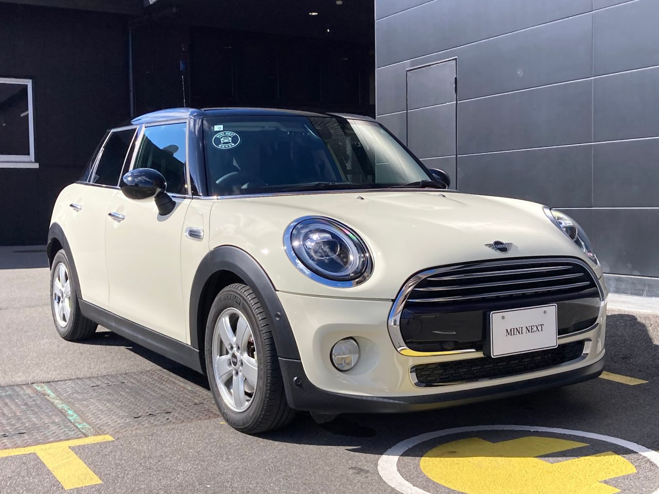 F55 MINI Cooper 5-Door Hatch LCI