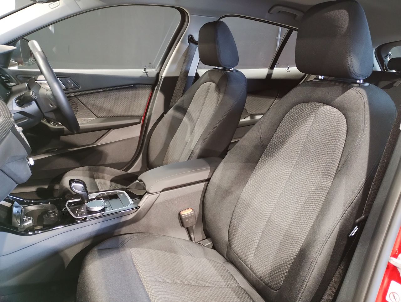 F40 118d Sports Hatch 5-door B47 2.0d