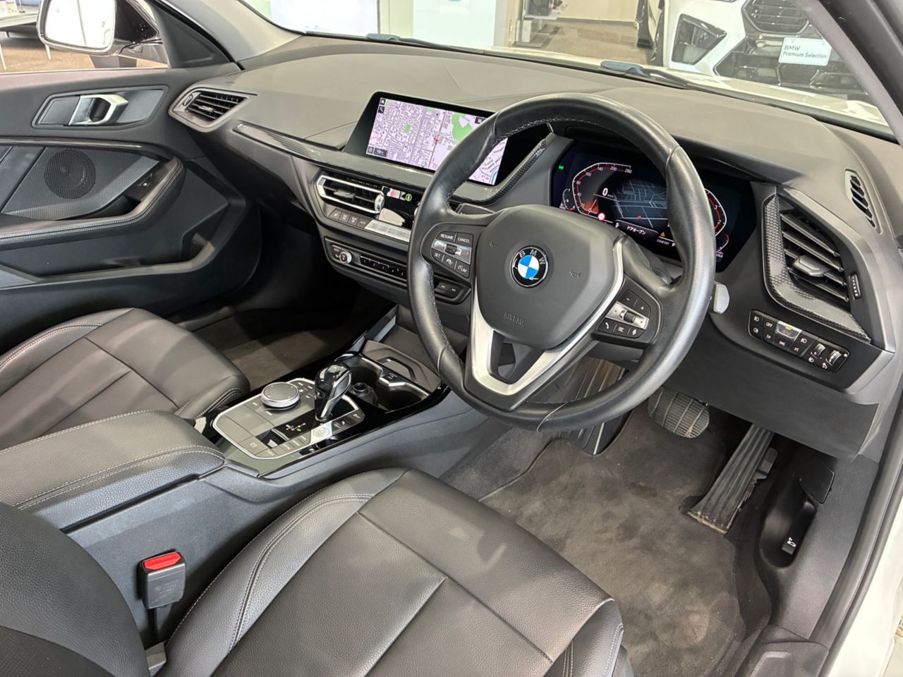 F40 118d Sports Hatch 5-door B47 2.0d