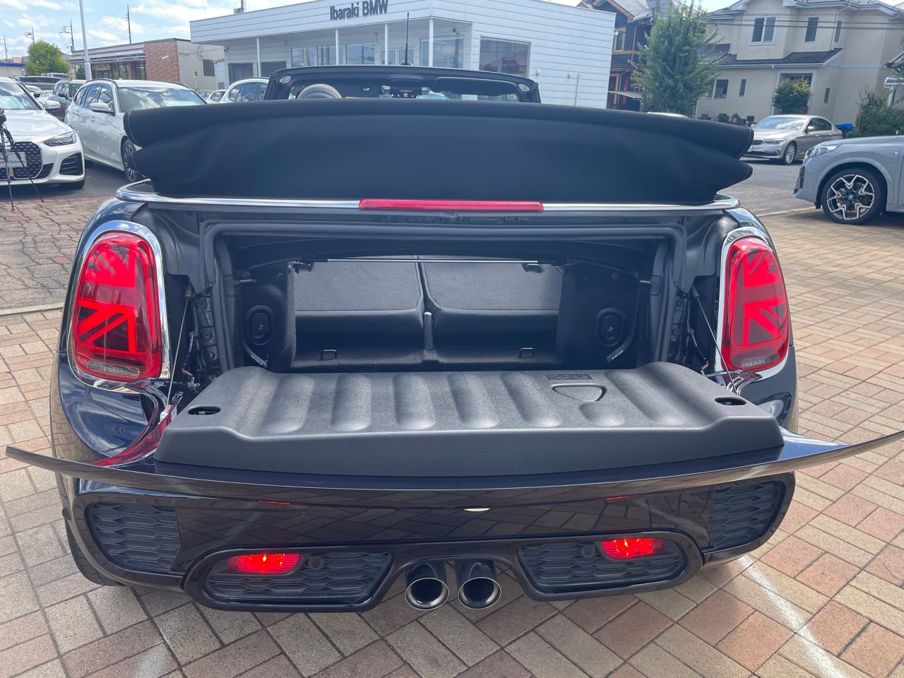 F57 MINI John Cooper Works Convertible LCI