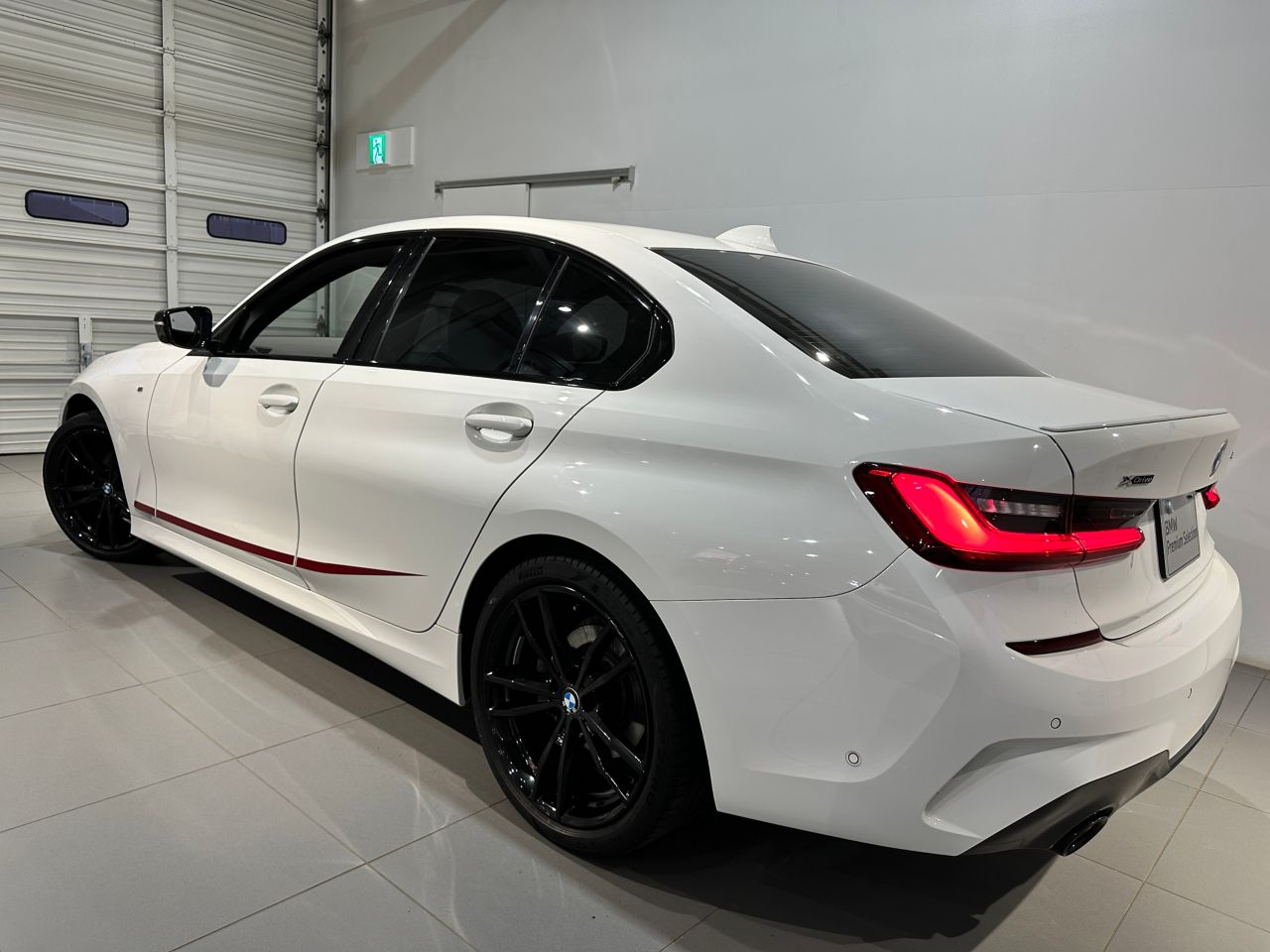G20 320d xDrive RHD Saloon