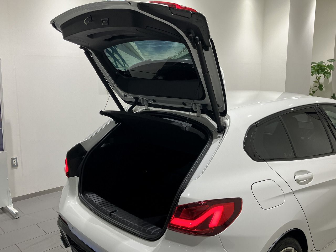 F40 M135i xDrive Sports Hatch 5-door B48 2.0i