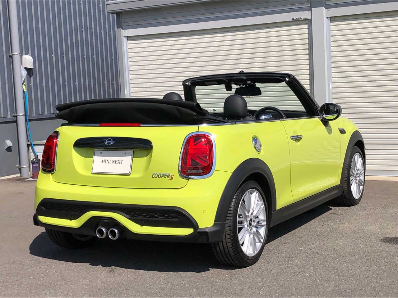 MINI Cooper S Convertible RHD