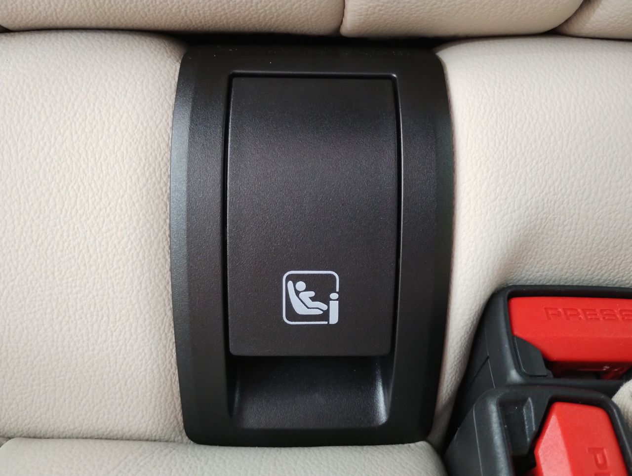 320d xDrive Berline RHD