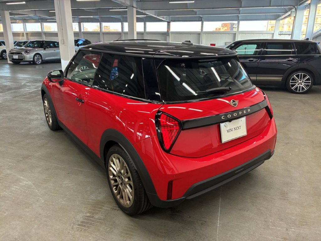 F66 MINI Cooper C 3Dr