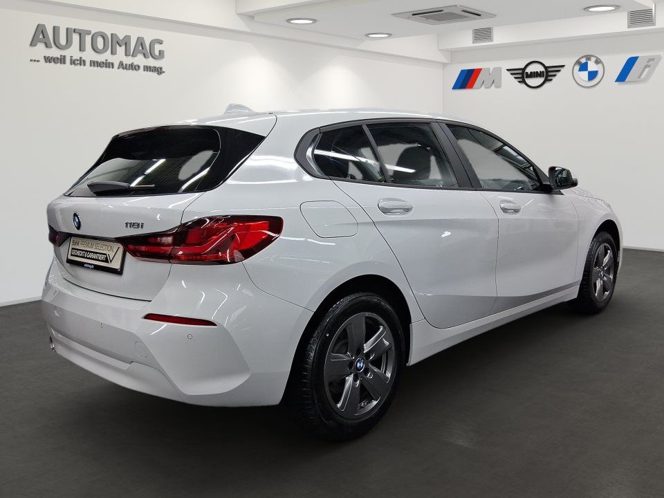 BMW 118