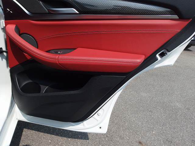 X3 M RHD