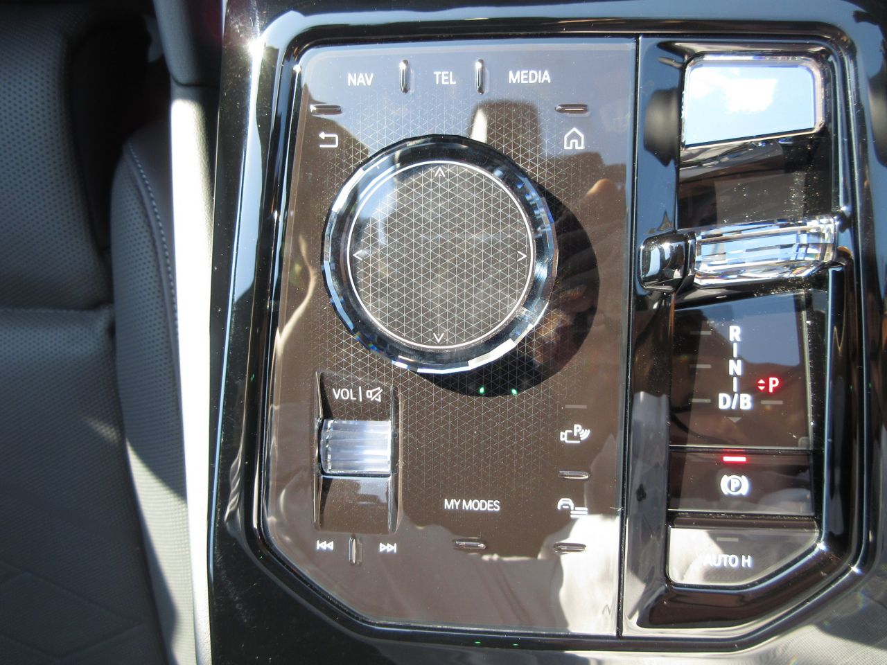 BMW i5 eDrive40 Sedan RHD