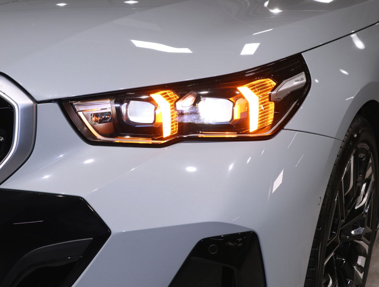 BMW i5 M60 xDrive Sedan RHD
