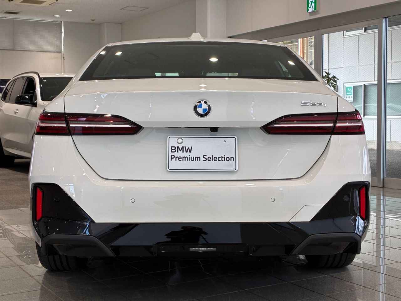 520i Sedan RHD