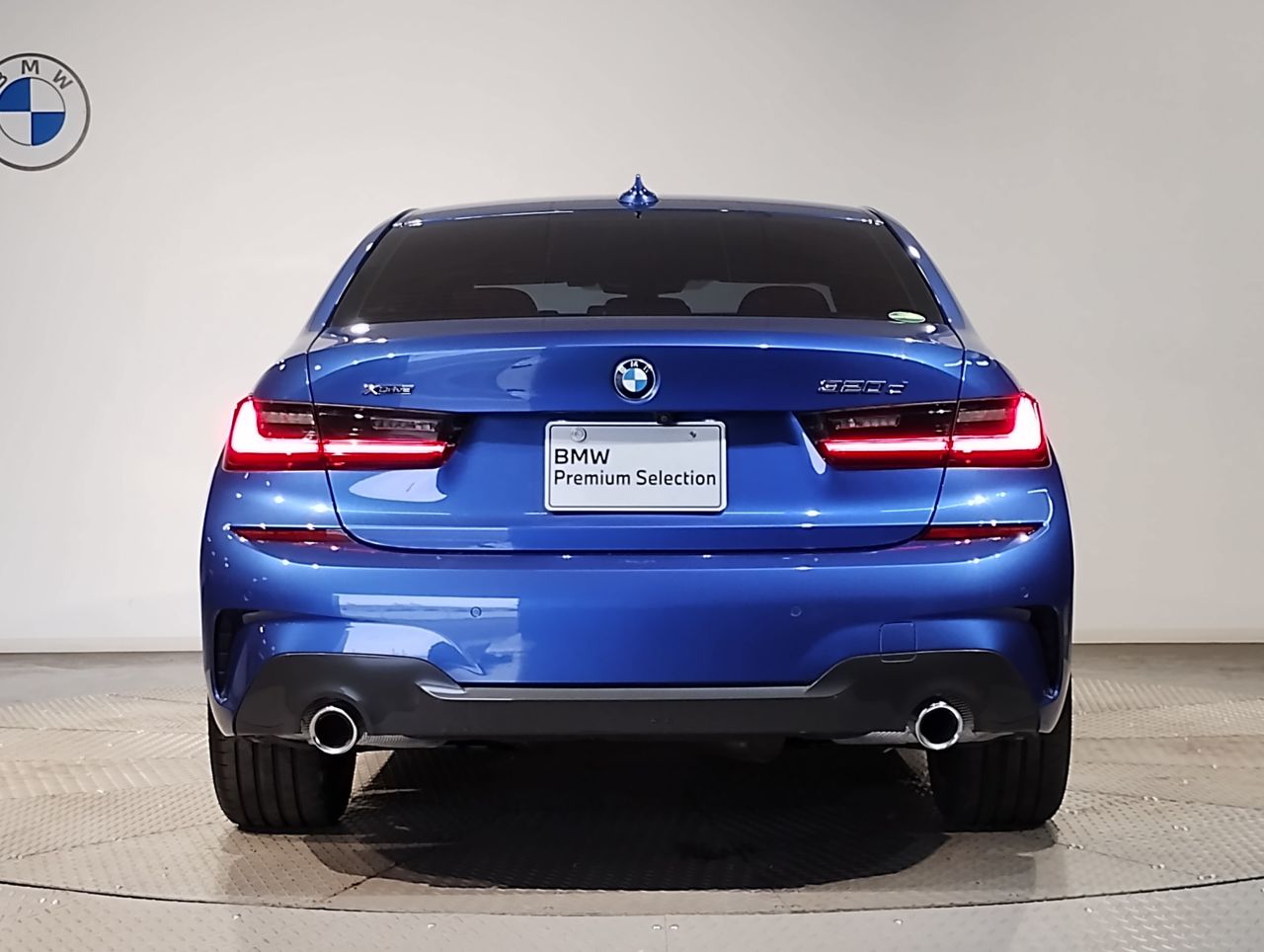 G20 320d xDrive RHD Saloon
