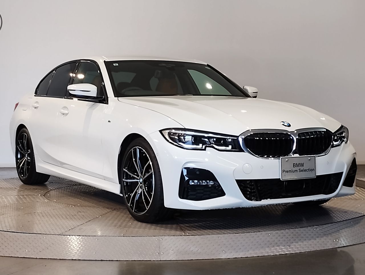 G20 320i Saloon RHD MX