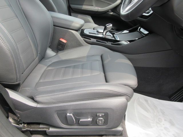 G01 X3 xDrive20d RHD ZA LCI