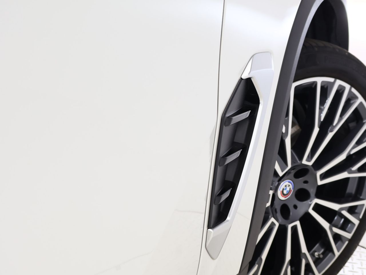 X5 xDrive30d RHD