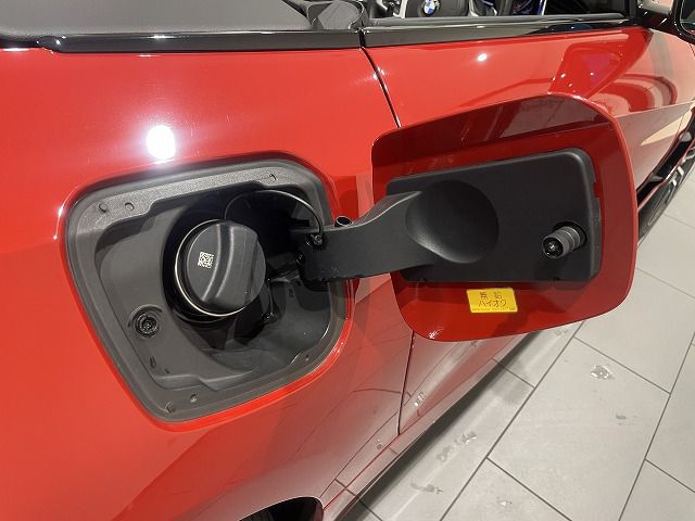 G29 z4 sDrive20i RHD