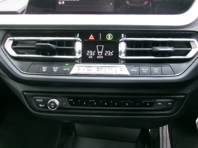 F40 118d Sports Hatch 5-door B47 2.0d