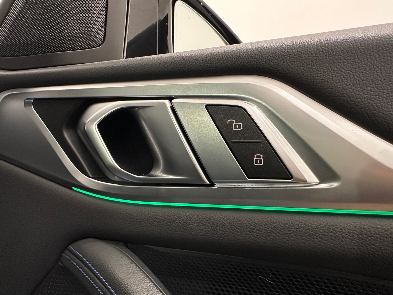 G26 i4 eDrive40 RHD
