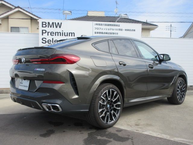 X6 M60i xDrive RHD