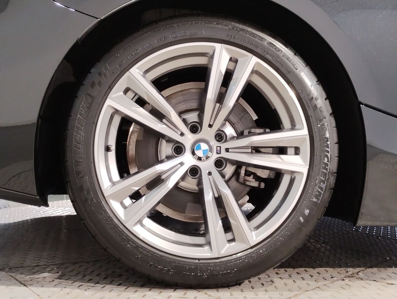G29 z4 sDrive20i RHD