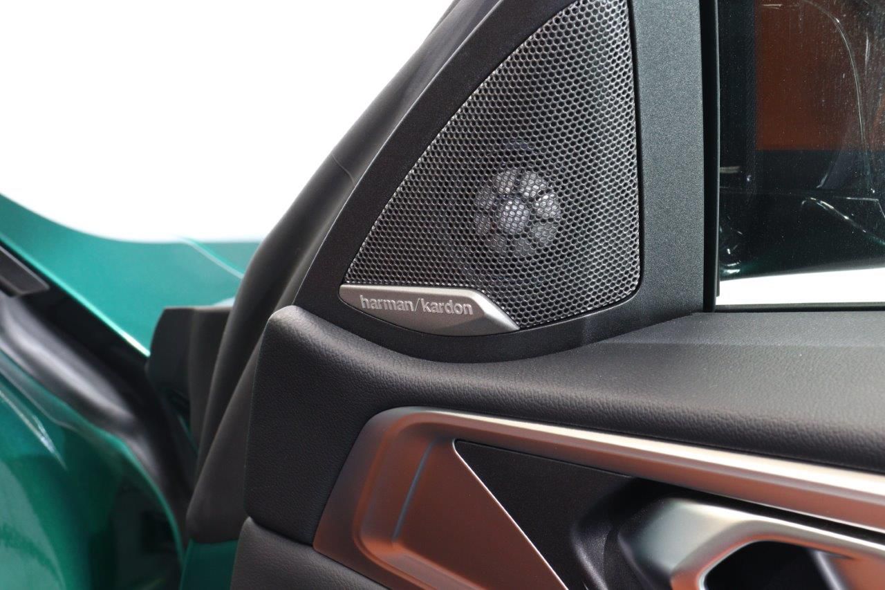 G*** M* C********** M x***** C********** RHD