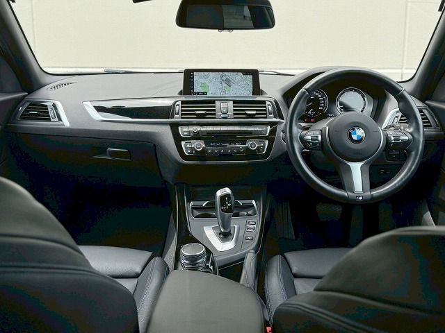 118D 5DOOR RHD