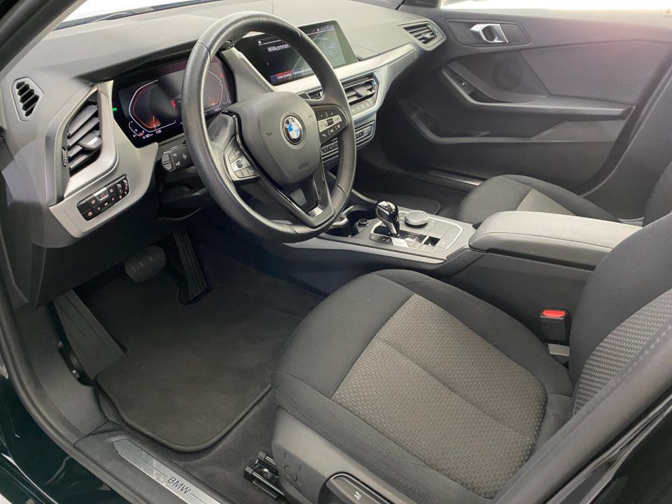 BMW 118