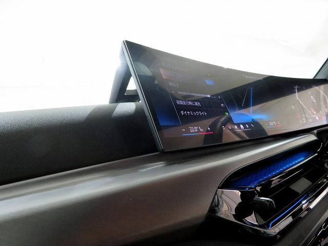 G** 4**i C********** B** 2**i RHD