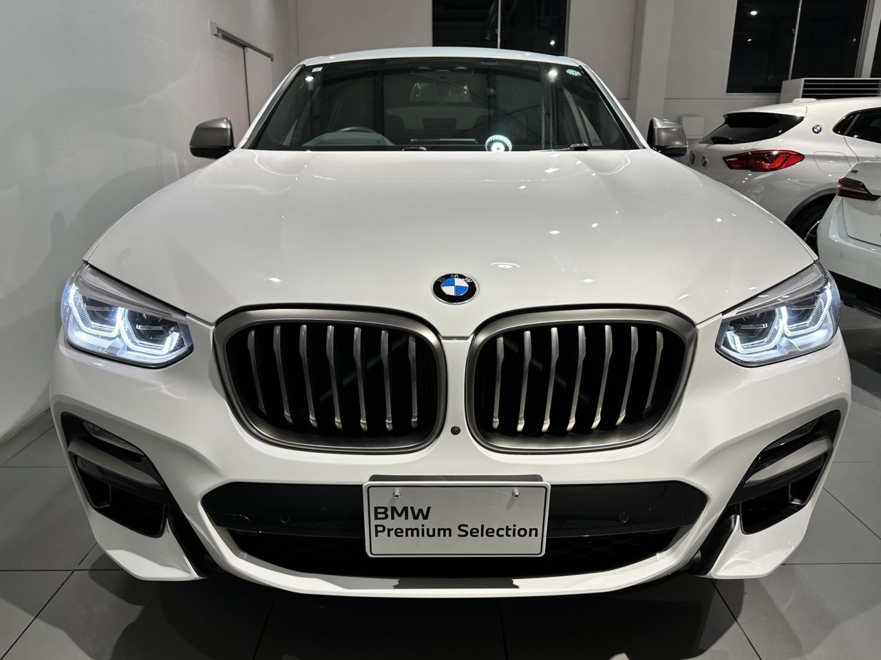 X4 M40i RHD