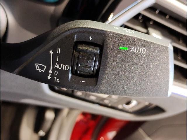 G20 320d xDrive RHD Saloon