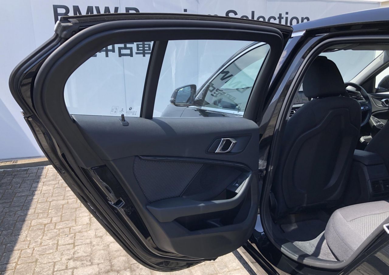 118i RHD