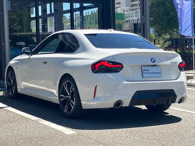 G42 220i Coupe